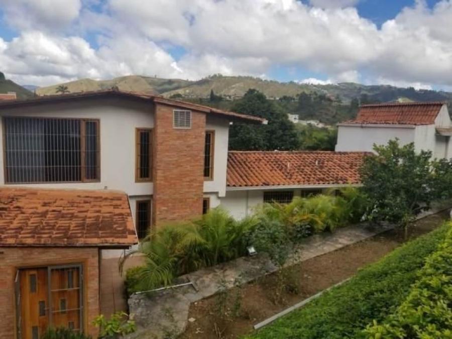 Foto Casa en Venta en Colinas de Carrizal, Carrizal, Miranda - U$D 390.000 - CAV139740 - BienesOnLine