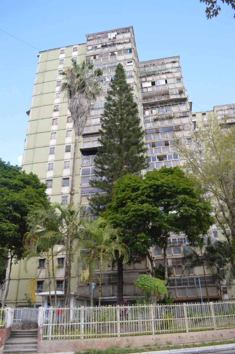 Foto Apartamento en Venta en Los Teques, Miranda - U$D 20.000 - APV158469 - BienesOnLine