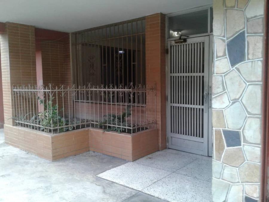 Foto Apartamento en Venta en Barraca, Aragua - U$D 12.000 - APV146374 - BienesOnLine