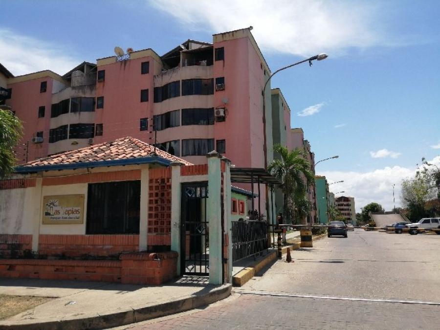 Foto Apartamento en Venta en Res. Las Tapias, Naguanagua, Carabobo - U$D 9.000 - APV149999 - BienesOnLine