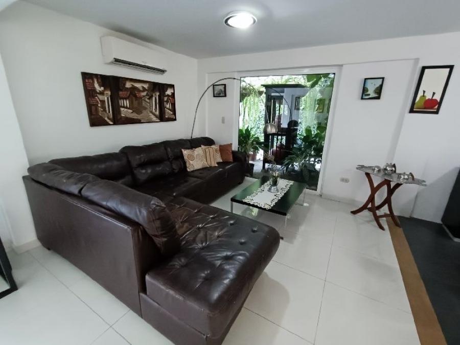 Foto Casa en Venta en Barquisimeto, Lara - U$D 350.000 - CAV175924 - BienesOnLine