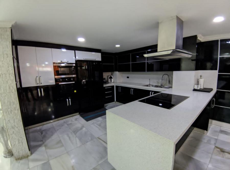 Foto Casa en Venta en Barquisimeto, Lara - U$D 250.000 - CAV181231 - BienesOnLine