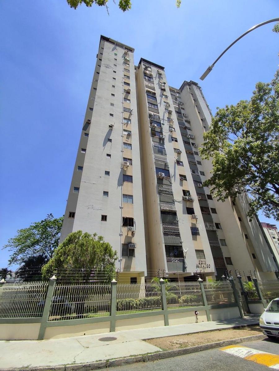 Foto Apartamento en Venta en URBANIZACION VALLES DE CAMORUCO, URBANIZACION VALLES DE CAMORUCO, Carabobo - U$D 26.000 - APV211109 - BienesOnLine