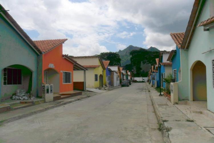 Home in Metric Way