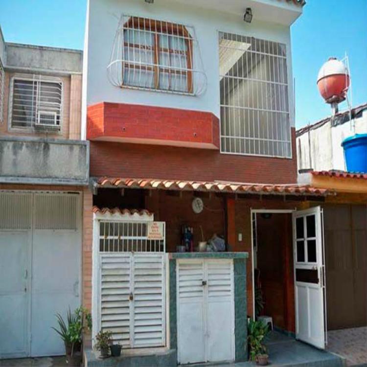 Foto Apartamento en Venta en Monteserino, , Carabobo - BsF 15.000.000 - APV64944 - BienesOnLine
