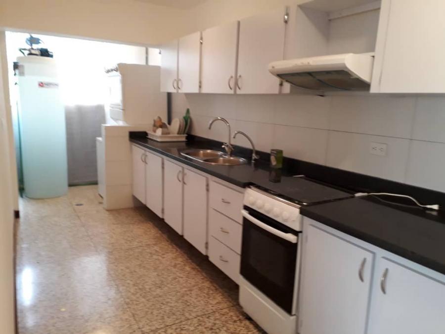 Foto Apartamento en Alquiler en Nuestra Seora del Rosario de Baruta, Miranda - U$D 450 - DEA159893 - BienesOnLine