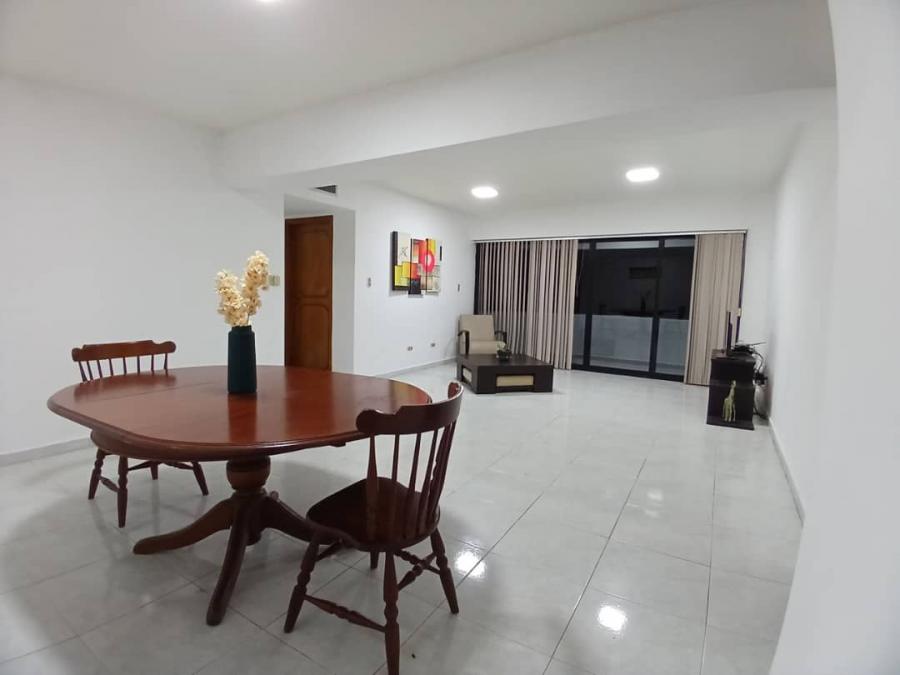 Foto Apartamento en Alquiler en Trigalea Alta, Valencia, Carabobo - U$D 800 - APA217359 - BienesOnLine