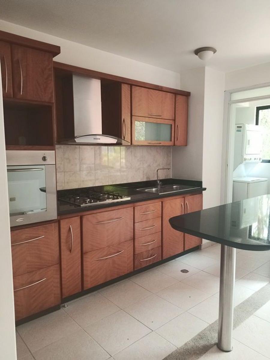 Foto Apartamento en Alquiler en Valencia, Valencia, Carabobo - U$D 350 - APA225457 - BienesOnLine