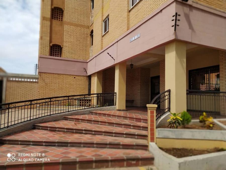 Foto Apartamento en Alquiler en Maracaibo, Maracaibo, Zulia - BsF 250 - APA140292 - BienesOnLine