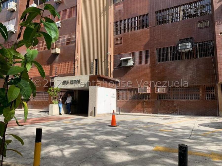 Foto Oficina en Alquiler en CHACAO, LAS MERCEDES, Distrito Federal - U$D 680 - OFA171000 - BienesOnLine