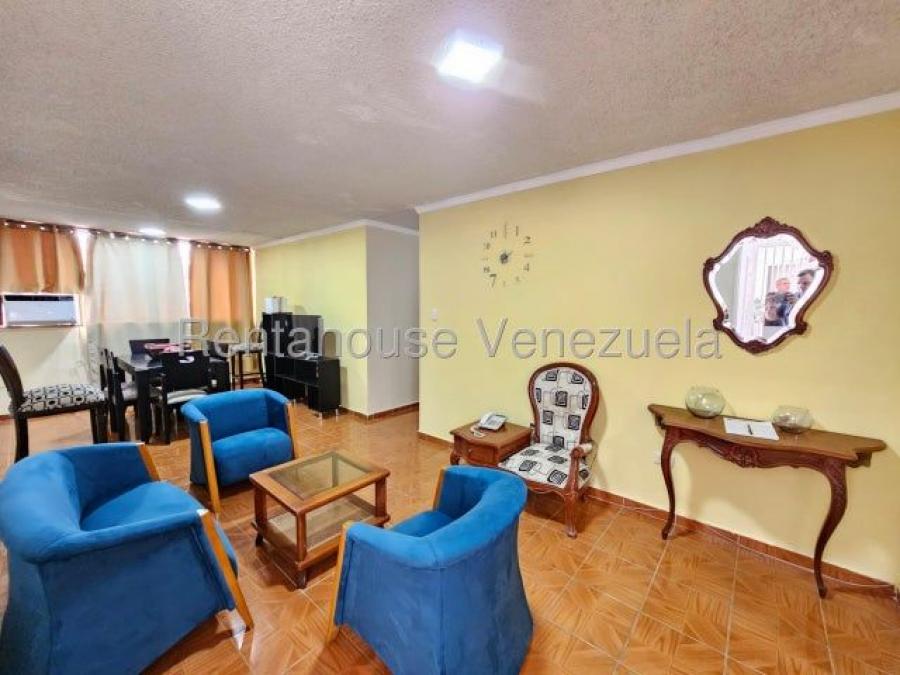 Foto Apartamento en Alquiler en Girardot, Maracay, Aragua - U$D 380 - APA254219 - BienesOnLine