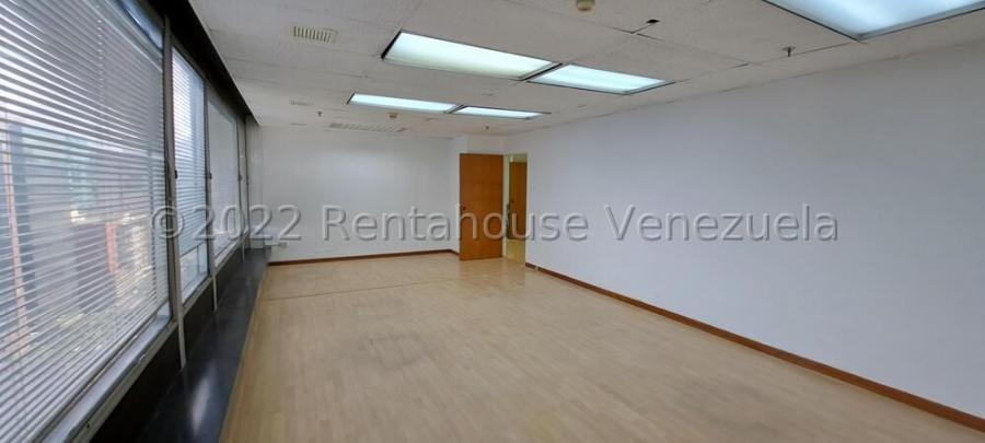 Foto Oficina en Alquiler en Campo Alegre, Campo Alegre, Distrito Federal - U$D 1.600 - OFA192528 - BienesOnLine