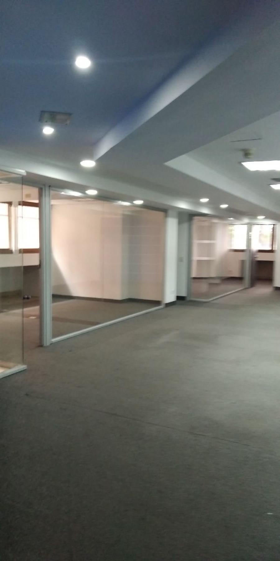 Foto Oficina en Alquiler en La Urbina, Distrito Federal - U$D 700 - OFA198401 - BienesOnLine