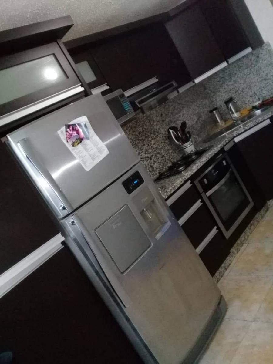 Foto Apartamento en Venta en PARAPARAL, Los Guayos, Carabobo - U$D 8.000 - APV130879 - BienesOnLine