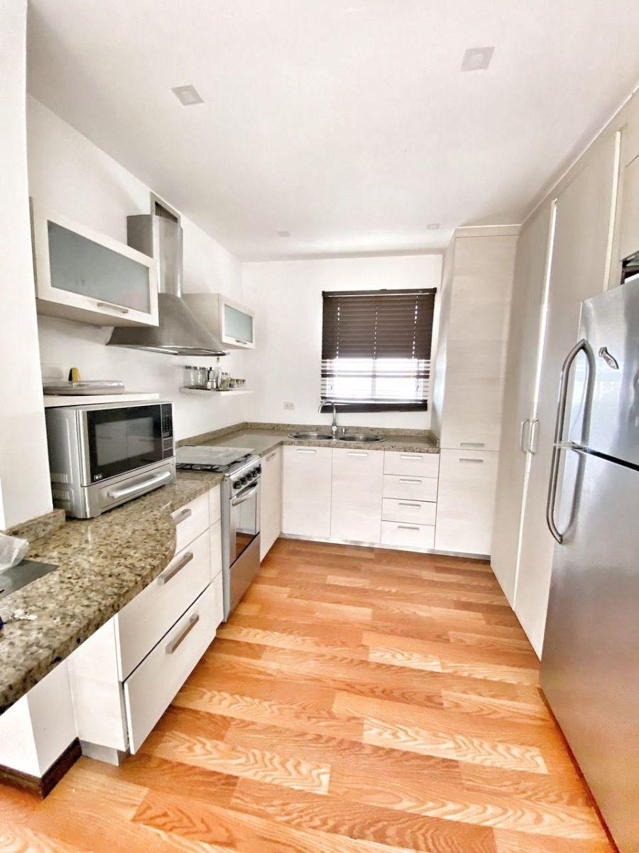 Foto Apartamento en Venta en maracaibo, Maracaibo, Zulia - U$D 30.000 - APV230013 - BienesOnLine