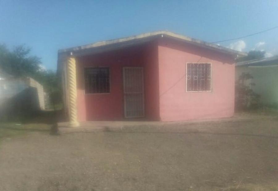 Foto Casa en Venta en Los Guayos, Los Guayos, Carabobo - U$D 2.000 - CAV163384 - BienesOnLine