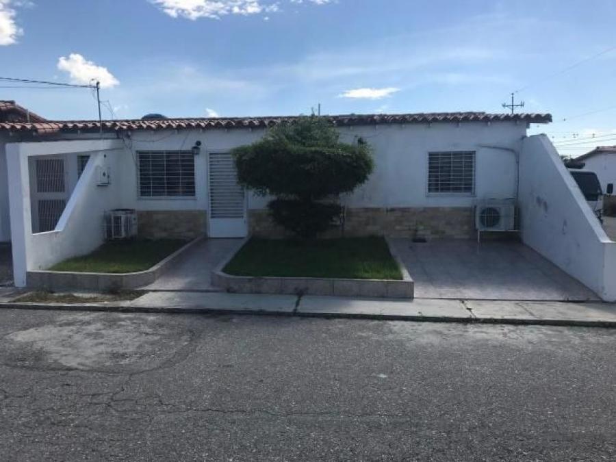 Foto Casa en Venta en Palavecino, Cabudare, Lara - U$D 25.000 - CAV173016 - BienesOnLine