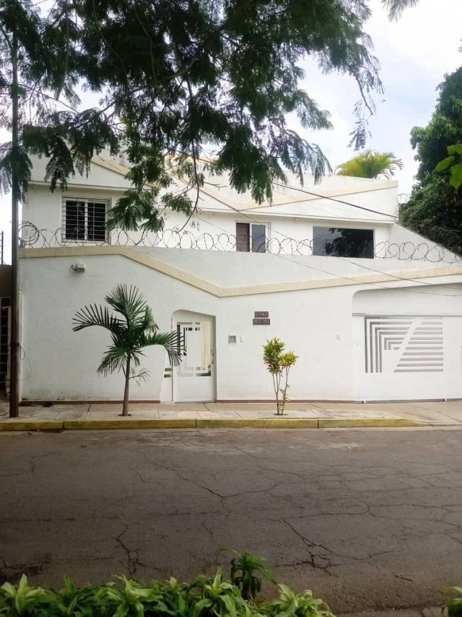 Foto Casa en Venta en Las Chimeneas, Valencia, Carabobo - U$D 70.000 - CAV206393 - BienesOnLine