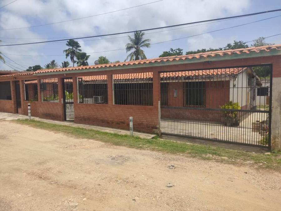 Foto Casa en Venta en Tucacas, Tucacas, Falcn - U$D 30.000 - CAV164722 - BienesOnLine