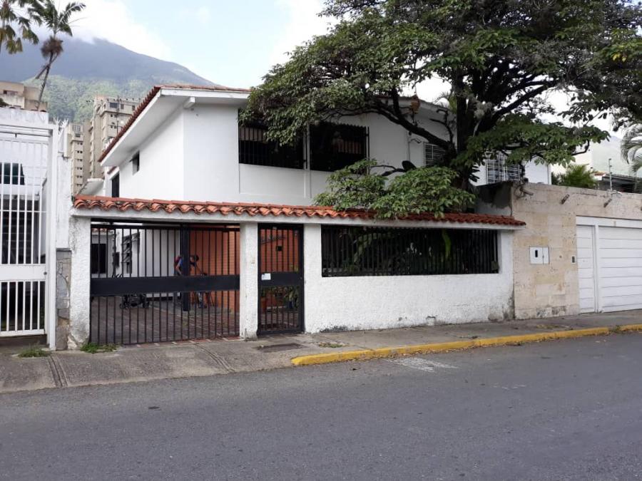 Foto Casa en Venta en SANTA EDIVIGES, Mun. Sucre (noreste), Miranda - U$D 105.000 - CAV151041 - BienesOnLine