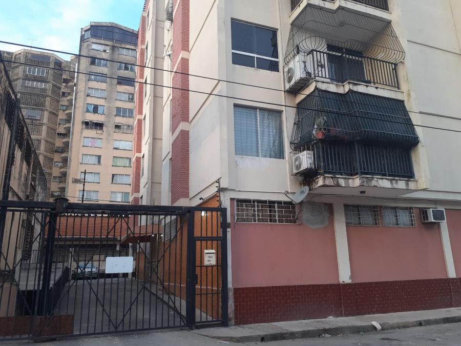 Foto Apartamento en Venta en Valencia, Valencia, Carabobo - U$D 15.000 - APV202745 - BienesOnLine