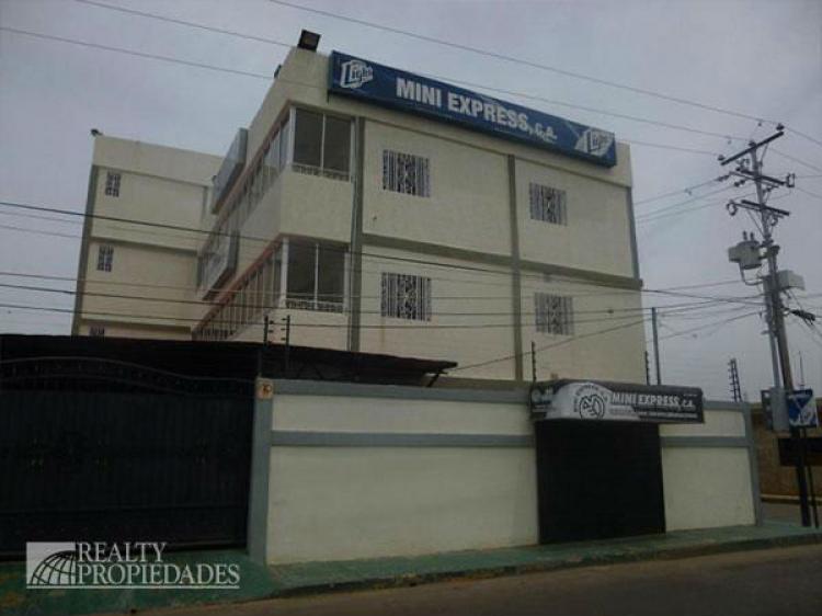 Foto Edificio en Venta en Alonso de Ojeda, Ciudad Ojeda, Zulia - EDV95360 - BienesOnLine