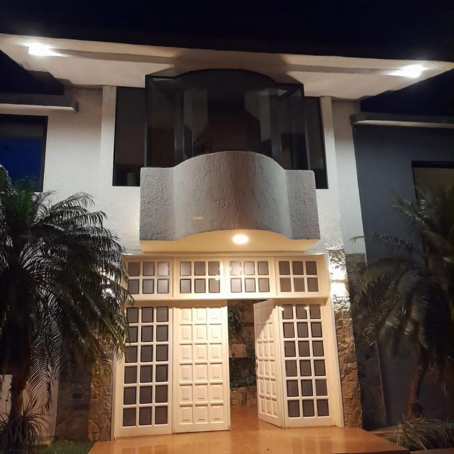 Home in Metric Way