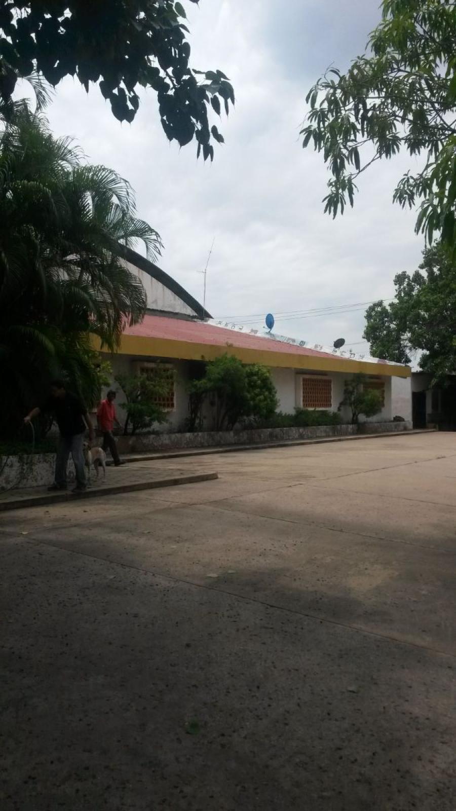 Home in Metric Way