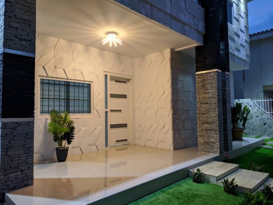 Home in Metric Way