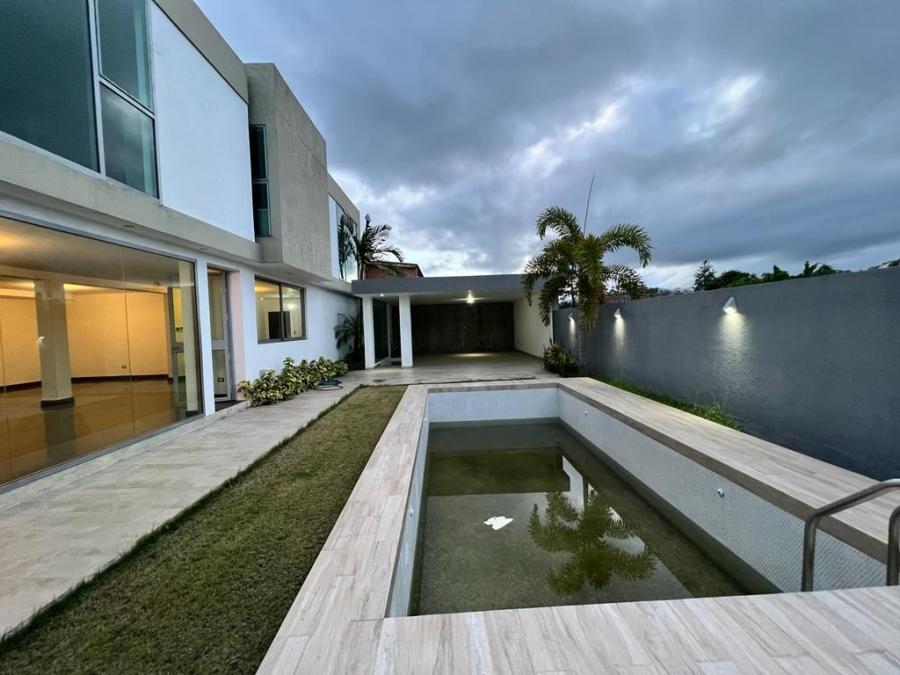 Home in Metric Way