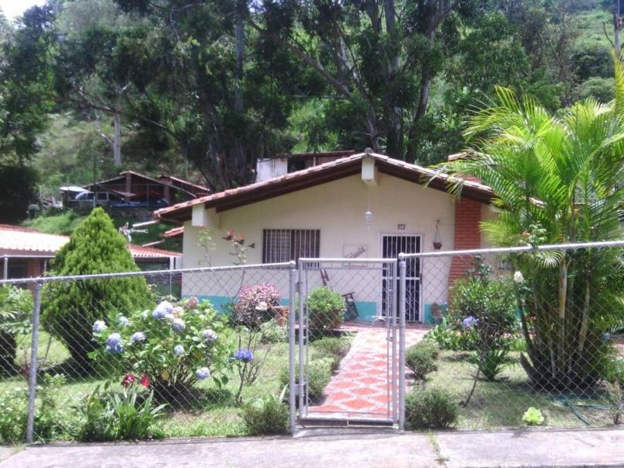 Foto Casa en Venta en TABAY, Caracas, Mrida - U$D 18.000 - CAV178054 - BienesOnLine