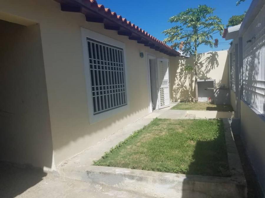 Foto Casa en Venta en Santa Ines, Cuman, Sucre - U$D 20.000 - CAV146644 - BienesOnLine