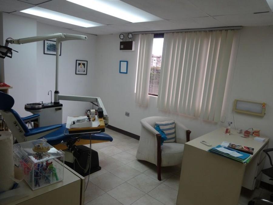 Foto Oficina en Venta en Av Bolivar, Valencia, Carabobo - U$D 30.000 - OFV203536 - BienesOnLine