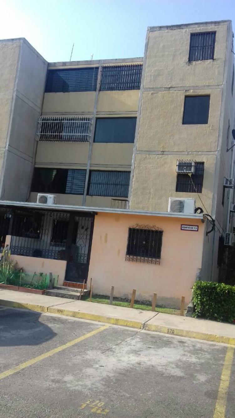 Foto Apartamento en Venta en LOS GUAYOS, BUENAVENTURA, Carabobo - BsF 14.850.000.000 - APV106020 - BienesOnLine