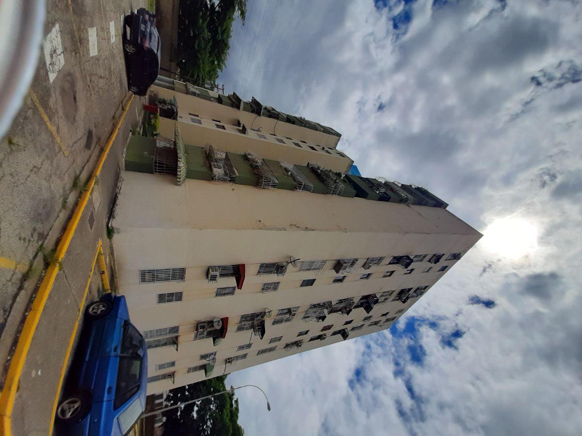 Foto Apartamento en Venta en LOS GUAYOS, Los Guayos, Carabobo - U$D 8.700 - APV152557 - BienesOnLine