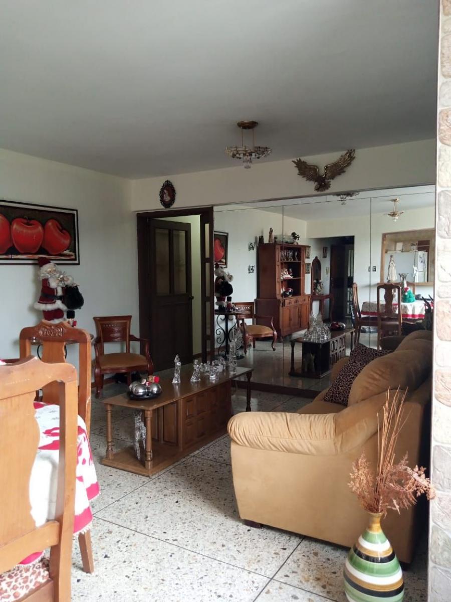 Foto Apartamento en Venta en VALLES DE CAMORUCO, VALLES DE CAMORUCO, Carabobo - U$D 22.000 - APV203444 - BienesOnLine