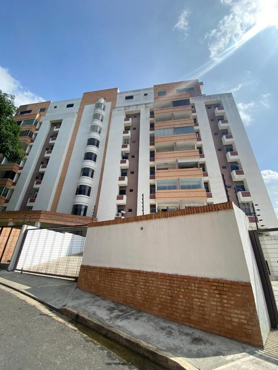Foto Apartamento en Venta en CAMPO ALEGRE, CAMPO ALEGRE, Carabobo - U$D 31.000 - APV203097 - BienesOnLine