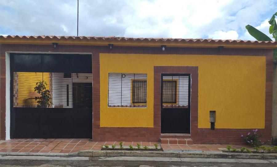 Foto Casa en Venta en Tocuyito, Carabobo - U$D 18.000 - CAV140788 - BienesOnLine