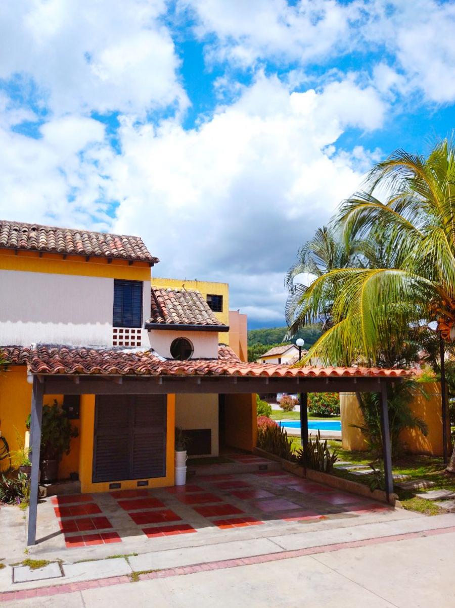 Foto Casa en Venta en Naguanagua, Carabobo - U$D 72.000 - CAV140326 - BienesOnLine