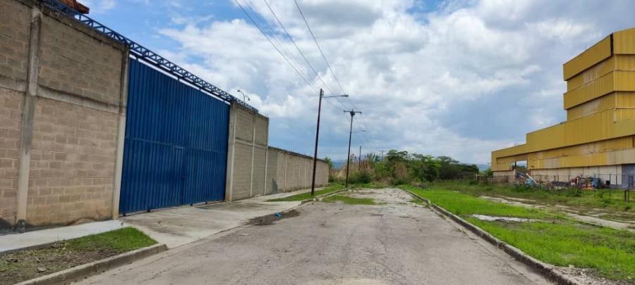 Foto Terreno en Venta en Rafael Urdaneta, Valencia, Carabobo - U$D 970.000 - TEV198276 - BienesOnLine