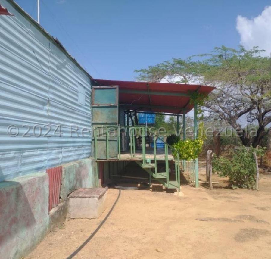 Home in Metric Way