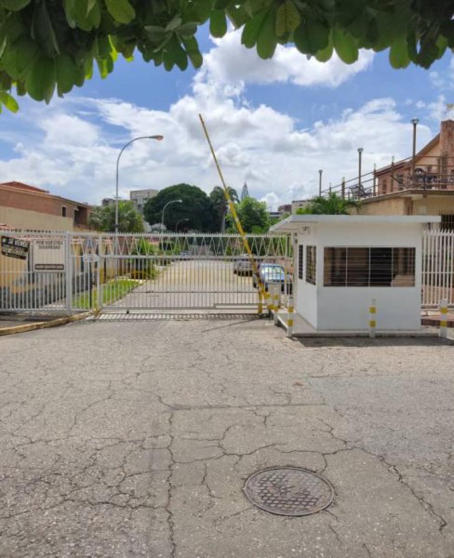 Foto Terreno en Venta en VALLES DE CAMORUCO, Valencia, Carabobo - U$D 42.500 - TEV141022 - BienesOnLine