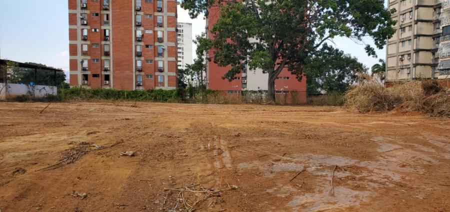 Foto Terreno en Venta en Valencia, Carabobo - U$D 120.000 - TEV198044 - BienesOnLine