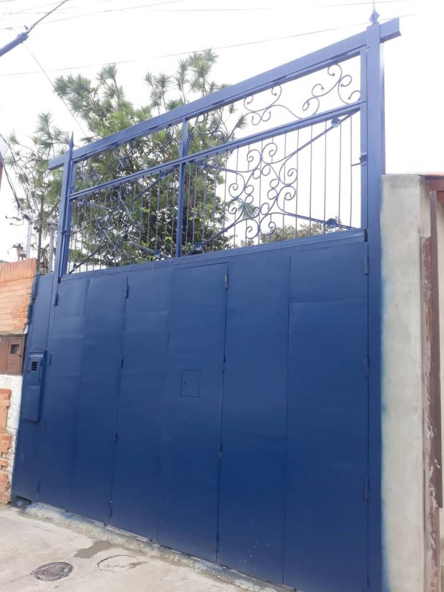 Home in Metric Way