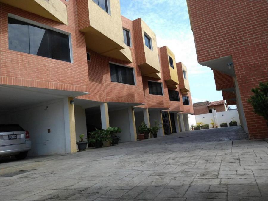 Foto Casa en Venta en Municipio de Maguanagua, Urbanizacion Manantial, Carabobo - U$D 40.000 - CAV139621 - BienesOnLine
