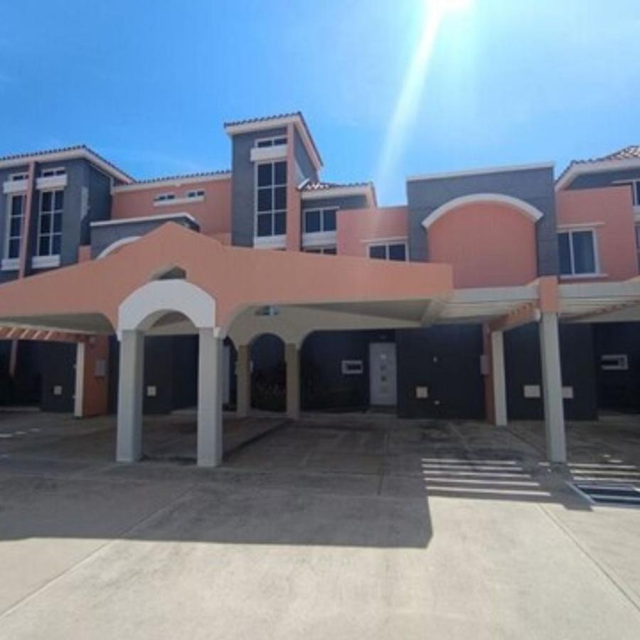 Foto Casa en Venta en TUCACAS, Tucacas, Falcón - U$D 190.000 - CAV266092 - BienesOnLine