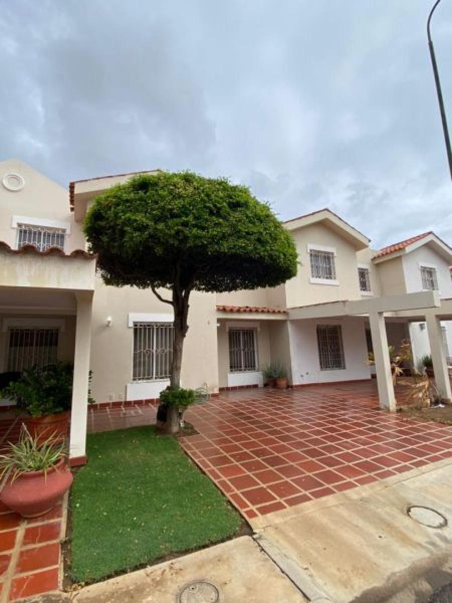 Foto Casa en Alquiler en Maracaibo, Zulia - U$D 420 - CAA152286 - BienesOnLine