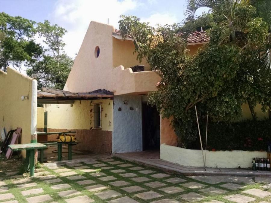 Foto Casa en Venta en Tucacas, Falcn - U$D 11.000 - CAV165876 - BienesOnLine