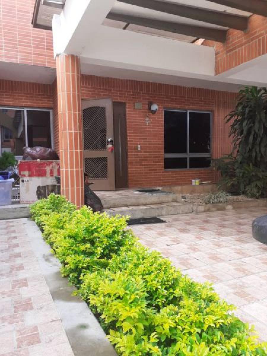 Foto Casa en Venta en NAGUANAGUA, MAONGO, Carabobo - U$D 179.998 - CAV141550 - BienesOnLine