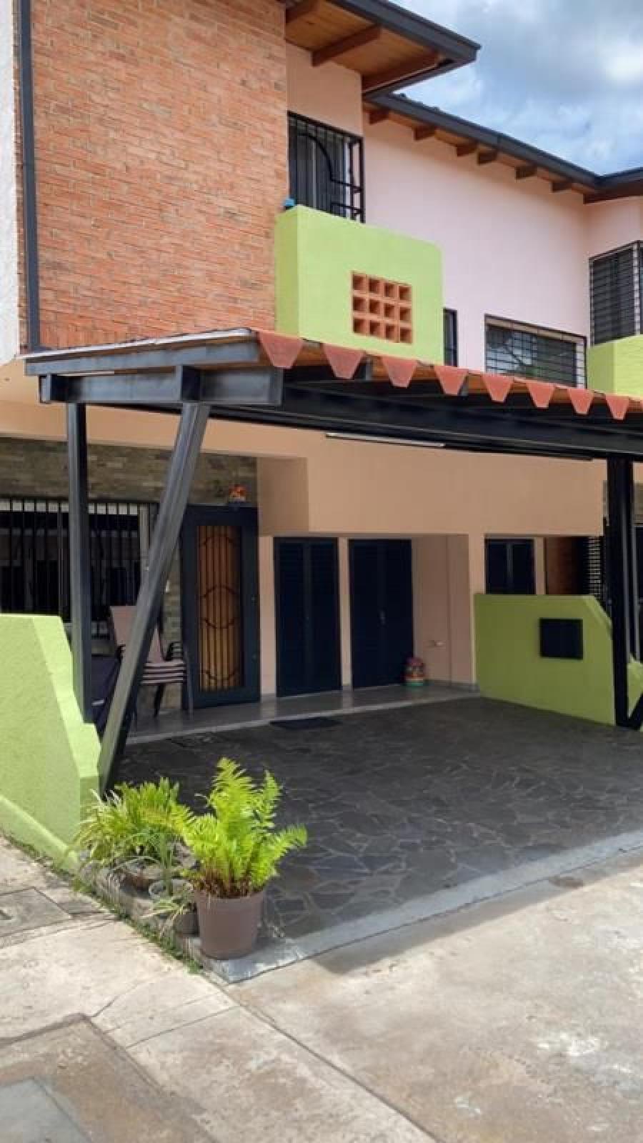 Home in Metric Way